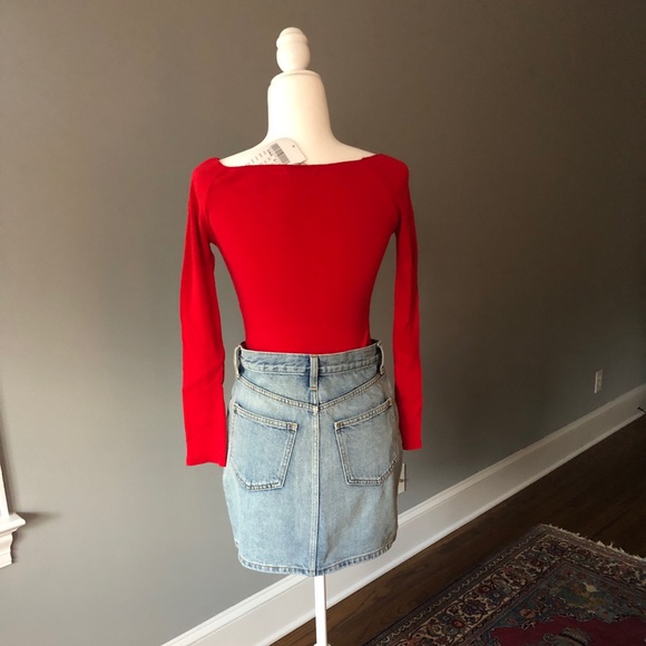 Brandy Melville Maison Top - Red - Picture 3 of 3